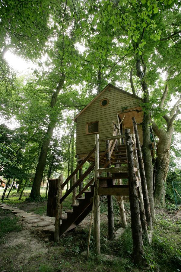 La Cabane Aux Secrets - Au Milieu De Nulle Part Outines Екстериор снимка